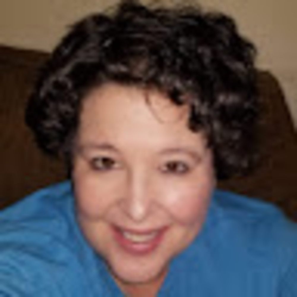 Meet your Posher, Caroline